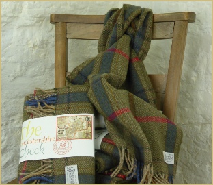 Cotswold Woollen Weavers' Gloucestershire Check Lambwool Merino Scarf